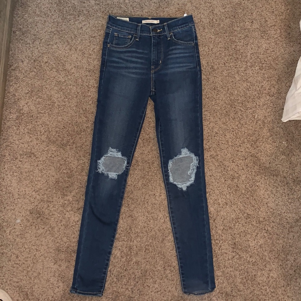 Levis 720 High Rise Super Skinny Jeans